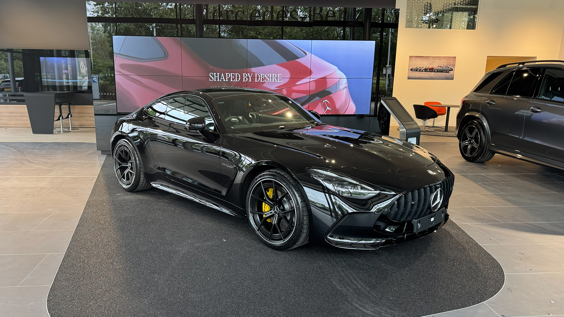 AUTOMOTIVE_GALLERY-01